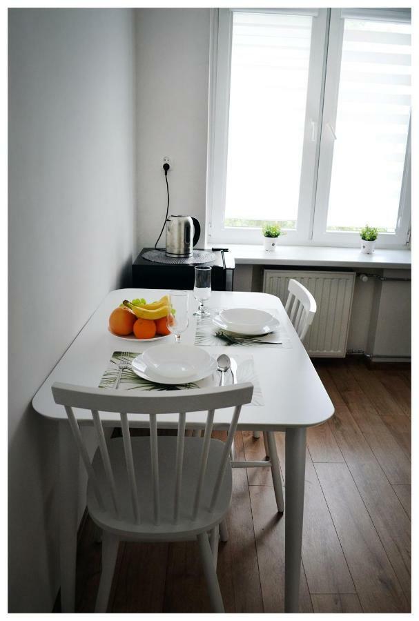 Color24 Apartament Stalowa Wola Buitenkant foto