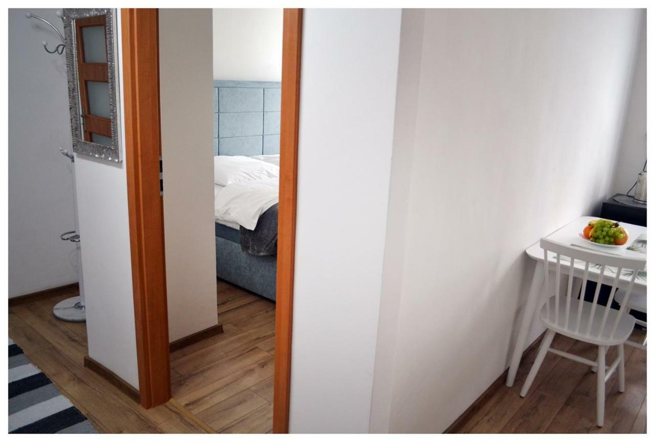 Color24 Apartament Stalowa Wola Buitenkant foto