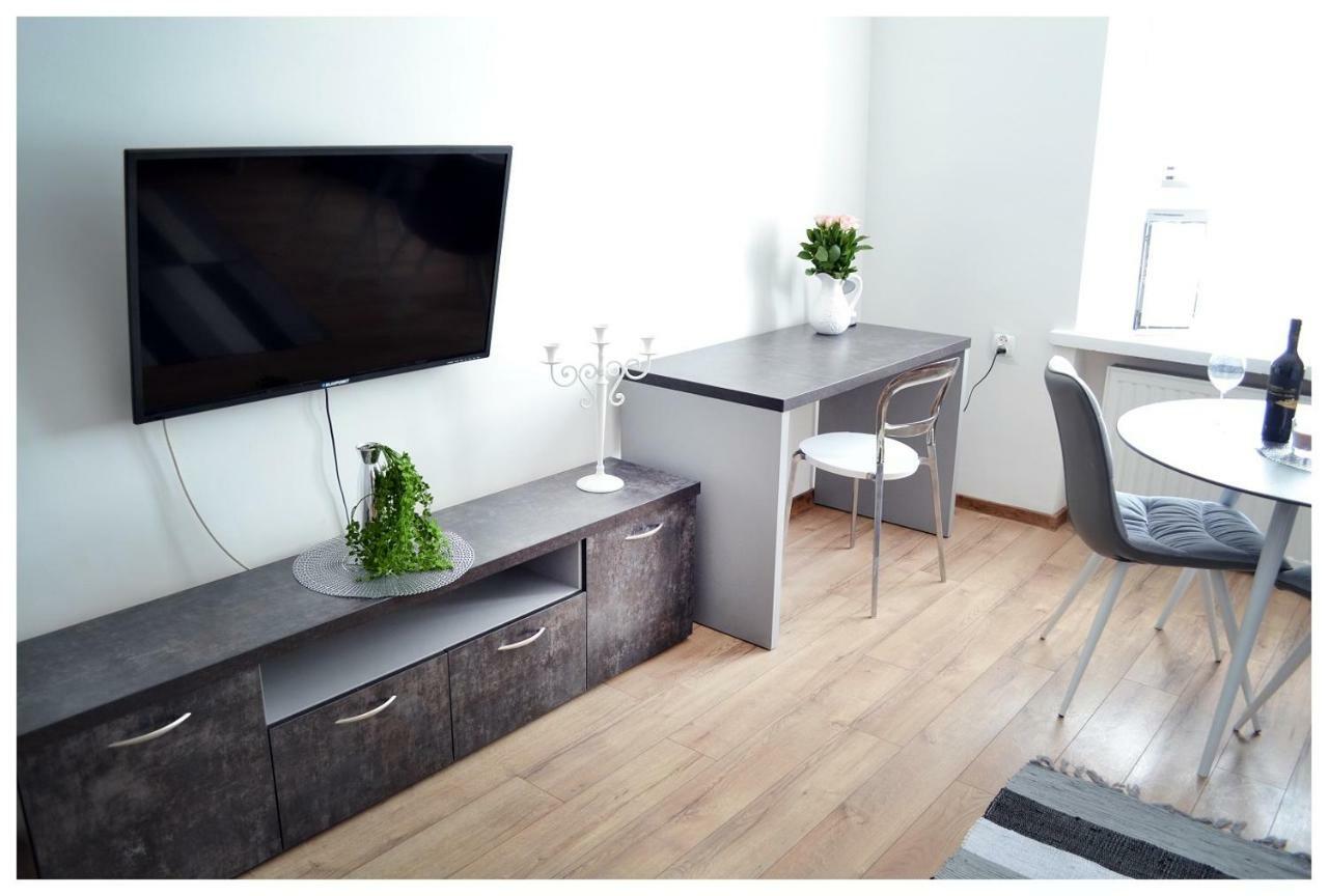 Color24 Apartament Stalowa Wola Buitenkant foto