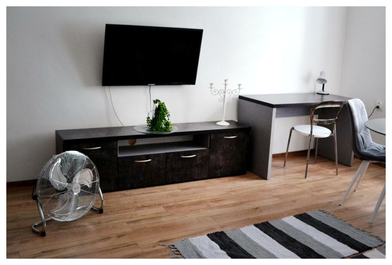 Color24 Apartament Stalowa Wola Buitenkant foto
